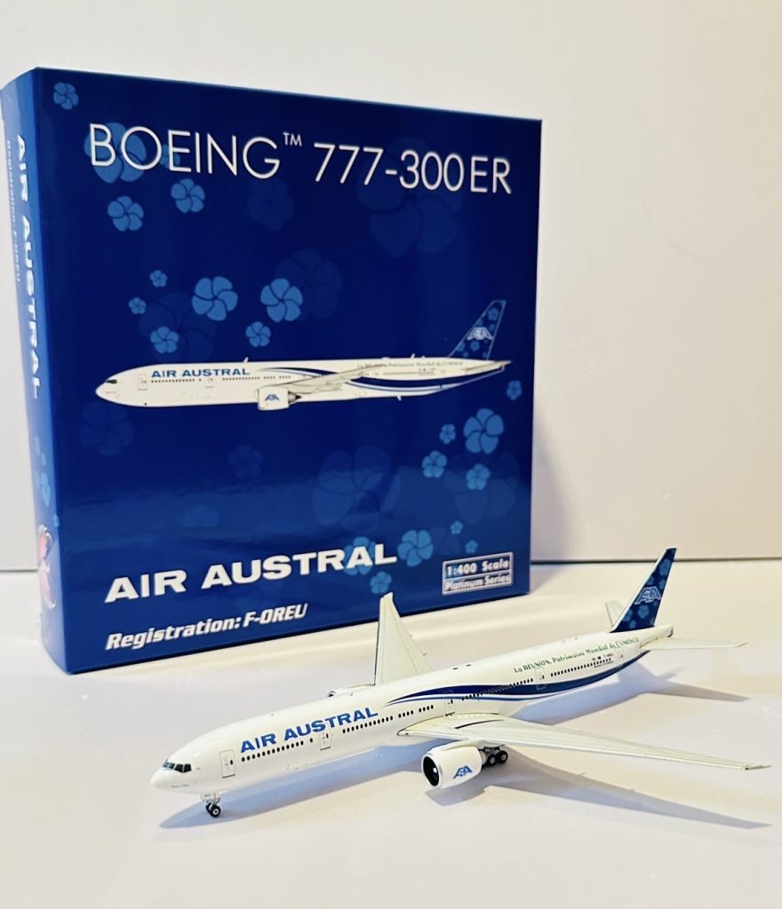 Modèle Pré-construit F-OREU Modèle Avion Boeing 777-300ER Air Austral