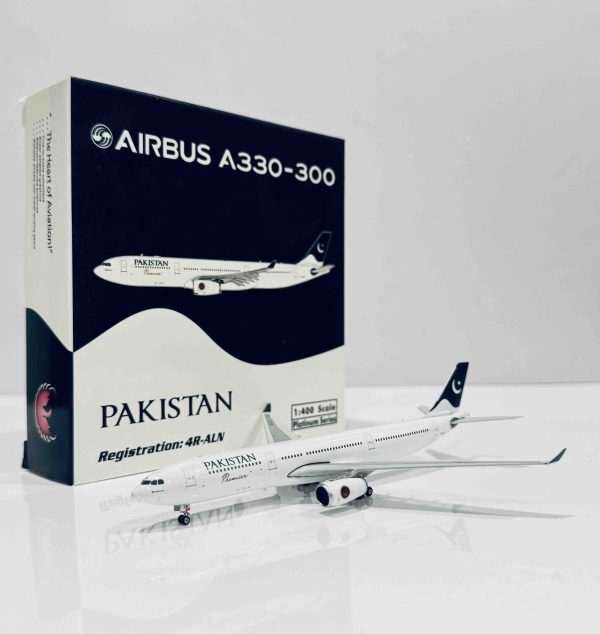 PH11446 Pakistan International Airlines (PIA) A330-300 4R-ALN