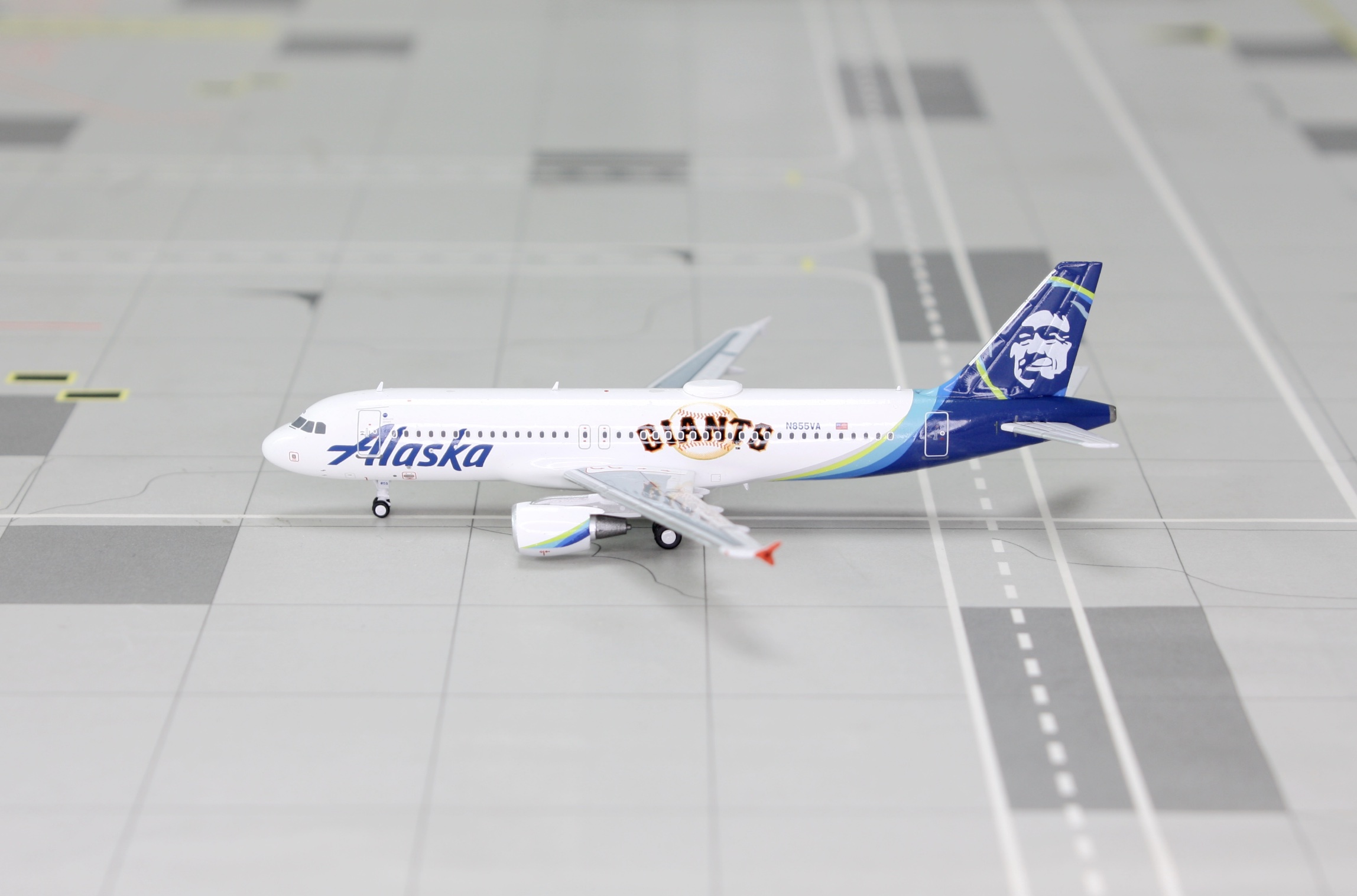 PM52316 Alaska Airlines A320-214 GIANTS N855VA – Airplane Model SG