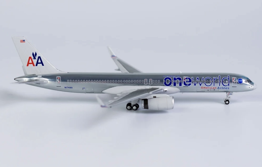 NG53178 American Airlines B757-200/w “oneworld; chrome fuselage