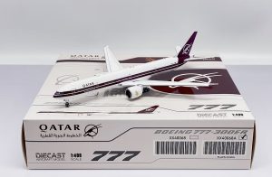 XX40068A Qatar Airways B777-300ER "Retro Livery" A7-BAC (Flaps Down)