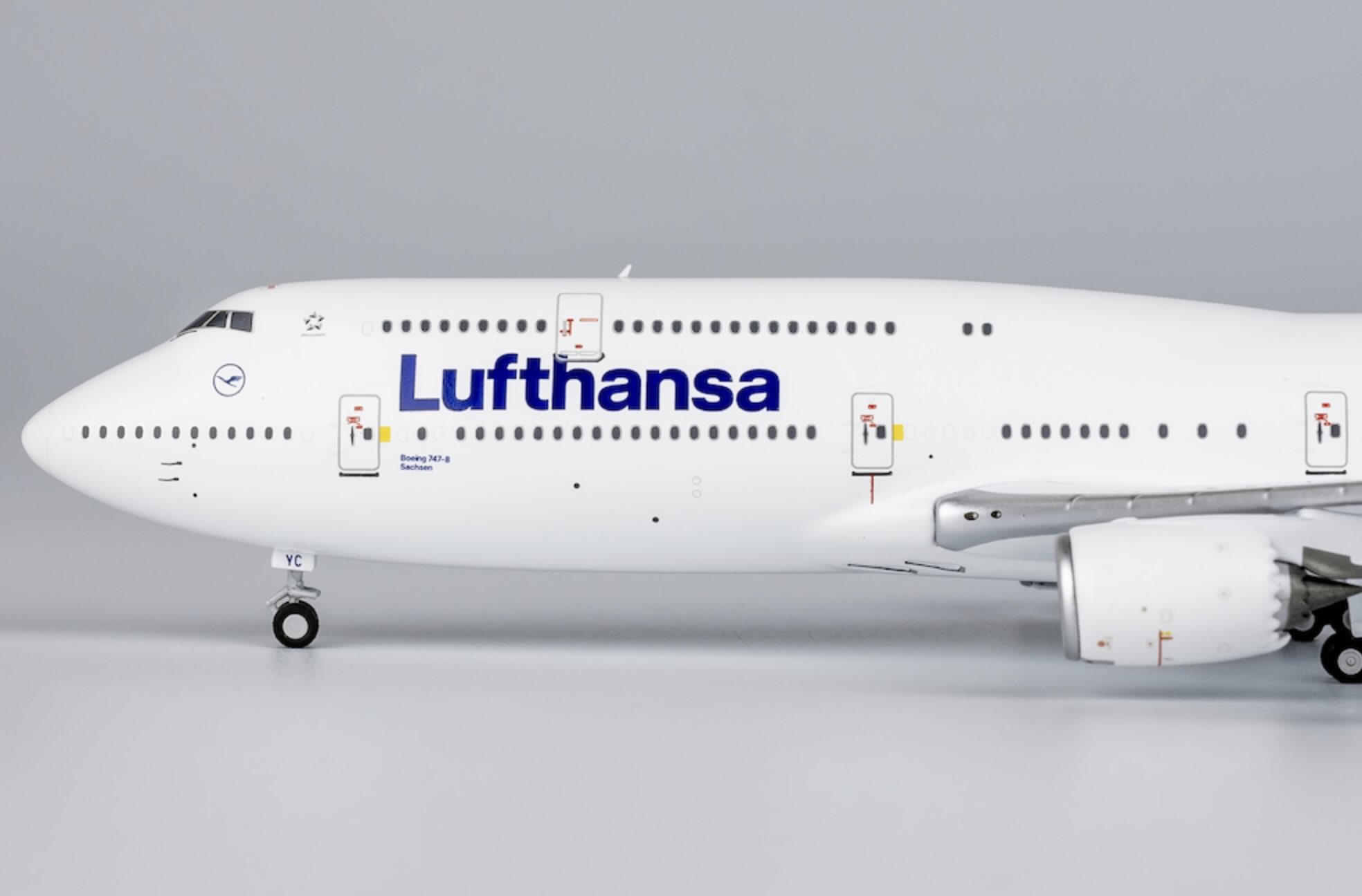 林 NG78028 Lufthansa B747-8 D-ABYC – Airplane Model SG