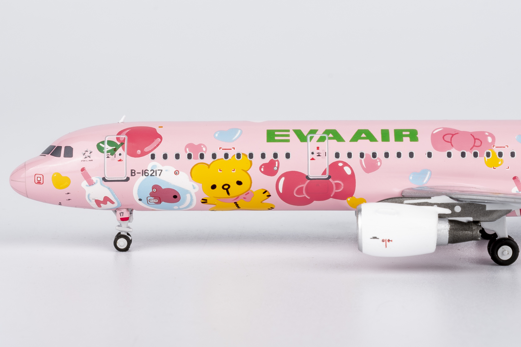 Airbus13123 Eva Air 長榮航空 A321-200 “Hello Kitty Pinky Jet