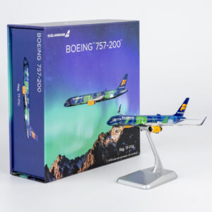 NG53211 ULTIMATE Icelandair B757-200/w "Aurora (Northern Lights)" TF-FIU