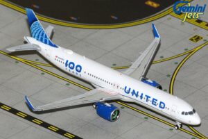 GJUAL2424 United Airlines A321neo"100 Years" livery N44550
